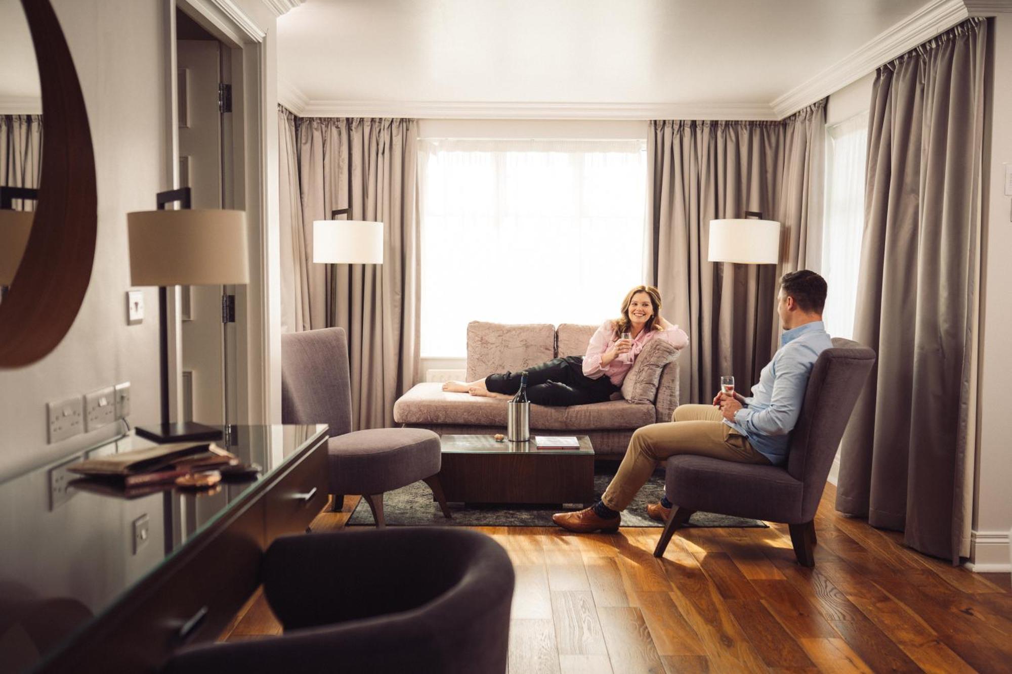 Ivanhoe Inn And Hotel 벨파스트 외부 사진