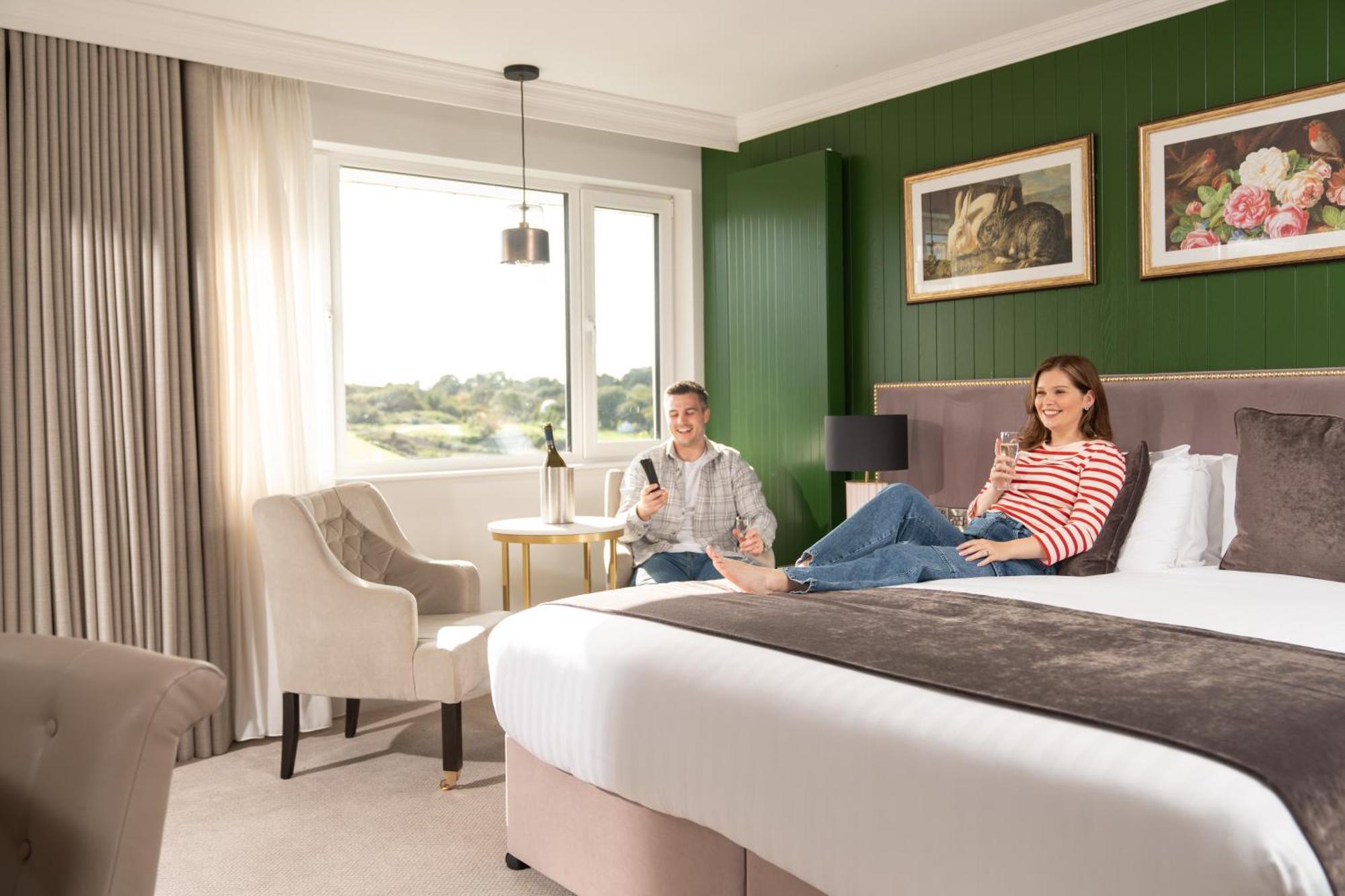 Ivanhoe Inn And Hotel 벨파스트 외부 사진
