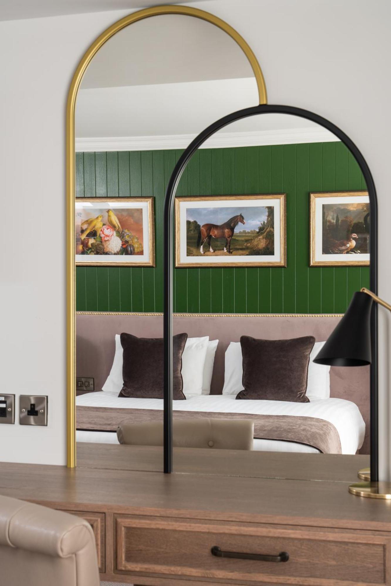 Ivanhoe Inn And Hotel 벨파스트 외부 사진